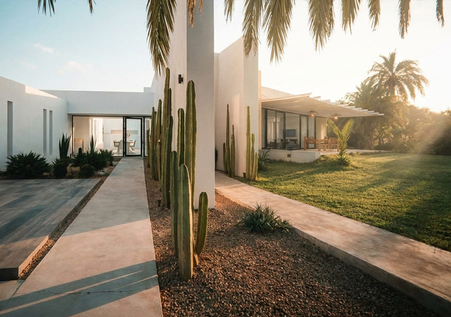 bestspot-7-bedrooms-estate-villa-on-private-land-img12