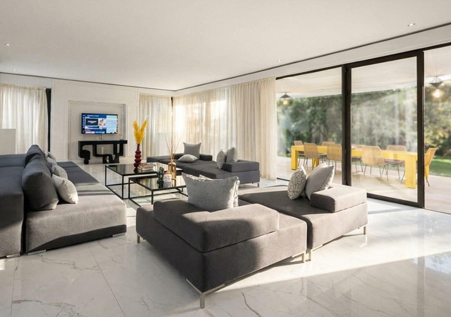 bestspot-7-bedrooms-estate-villa-on-private-land-img8