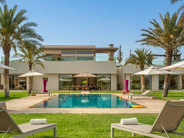 bestspot-5-bedrooms-luxury-villa-with-1-hectar-estate
